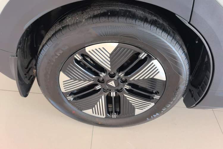 Used Deepal S05 2024 200Max Range-Extended Long-Range Version
