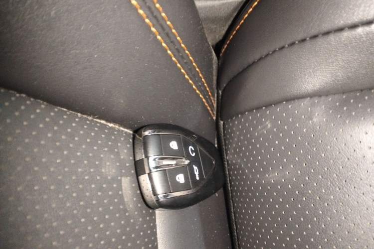 Used CHANGAN UNI-V 2022 1.5T Prestige Version