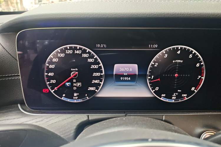 Used Mercedes-Benz E-Class 2018 Restyled E 300 L Sport Luxury Edition Instrument Cluster