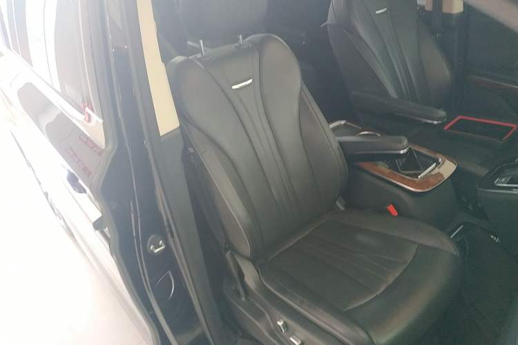 Used Hongqi HQ9 2023 2.0T Smart Connect Flagship Edition Right Front Seat