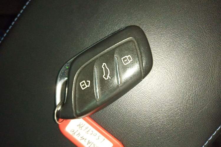 Used Roewe RX5 2020 PLUS 300TGI Automatic Ali National Style Ronglin Edition