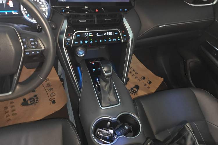 Used Toyota Harrier 2022 Dual-Engine 2.5L CVT Four-Wheel Drive Flagship Edition