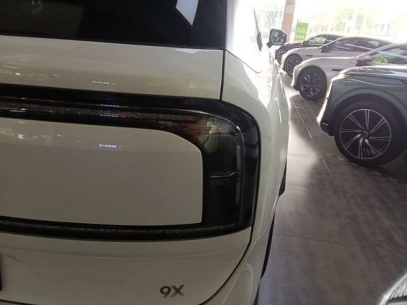 Used Zeekr 9X 2025 Ultra Edition 70kWh — 7