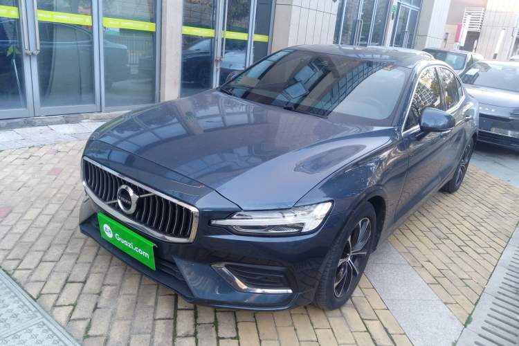 Used Volvo S60 2021 T4 Zhiyi Luxury Edition