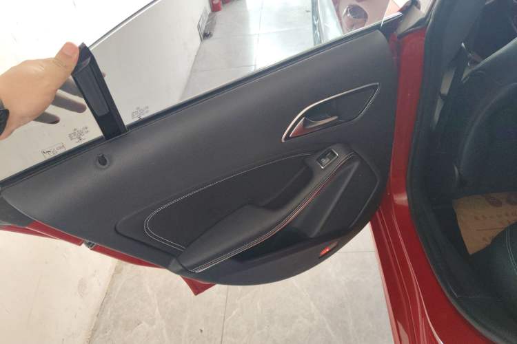 Used Mercedes-Benz GLA 2015 GLA 200
