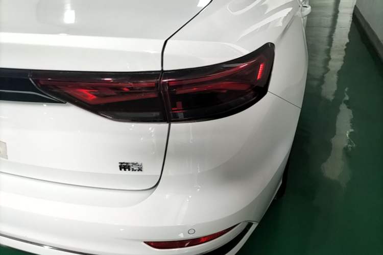 Used Geely Auto Emgrand 2023 4th Generation Champion Edition 1.5L Manual Luxury Model