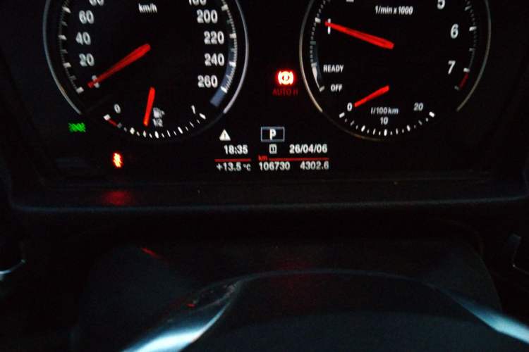 Used BMW 1 Series 2018 118i Sport Edition Odometer Close Up