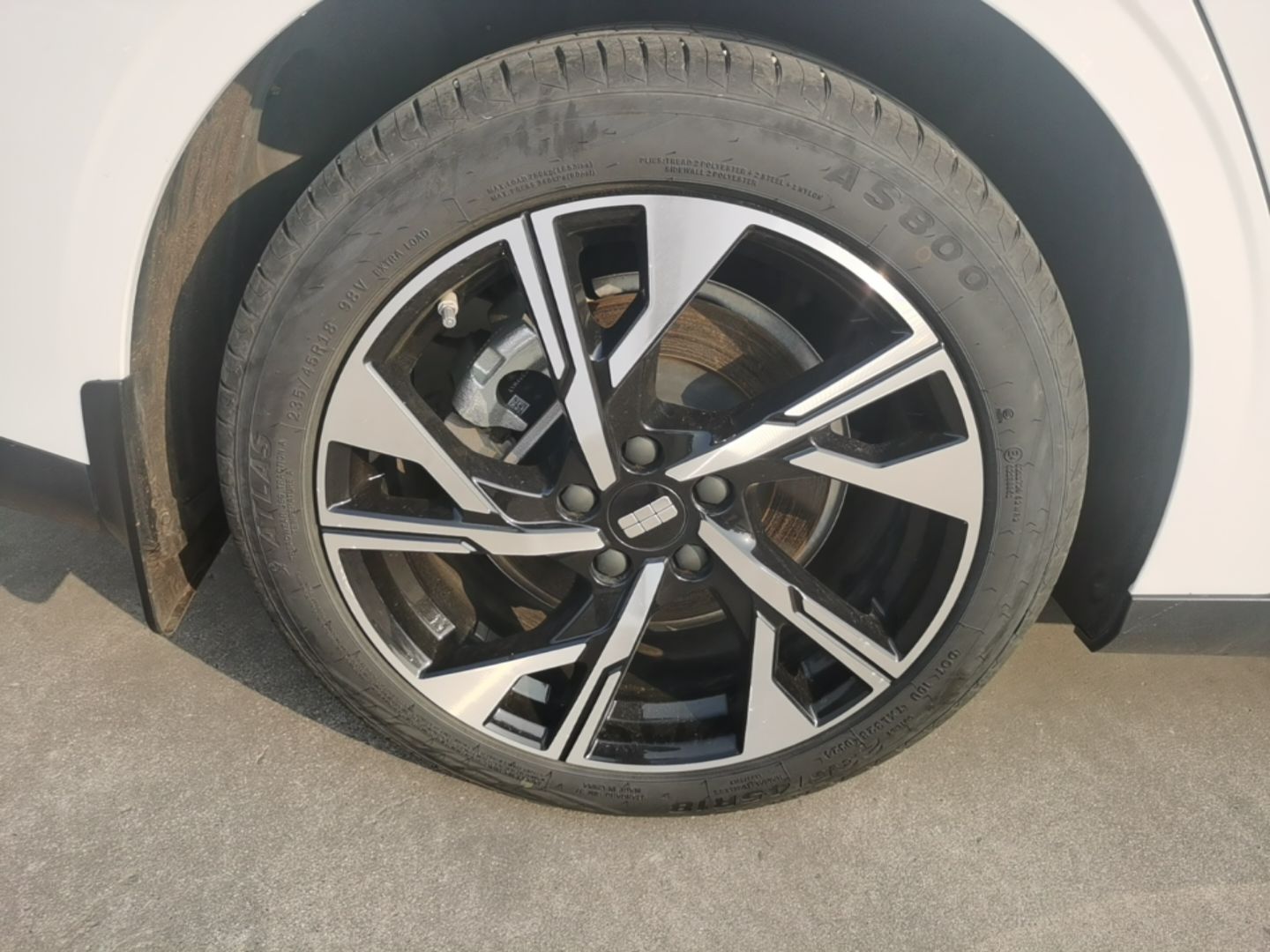 Geely Galaxy L6 2023 125km Starship — снимка 11