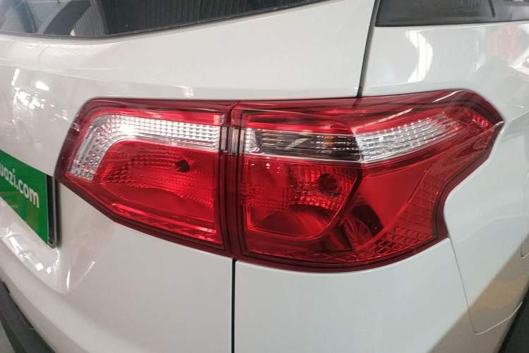 Used Wuling Hongguang S3 2018 1.5L Manual Standard Version China V Standard
