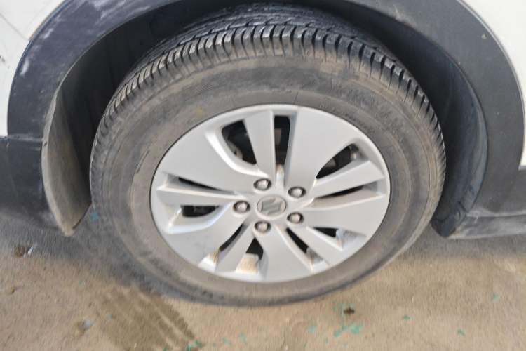 Used Suzuki S-Cross 2014 1.6L Manual Two-Wheel Drive Entry Model