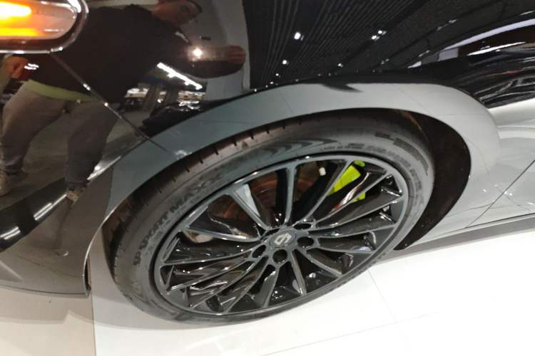 Used Leapmotor C01 2022 Four-Wheel Drive Dual-Motor High-Performance Version
