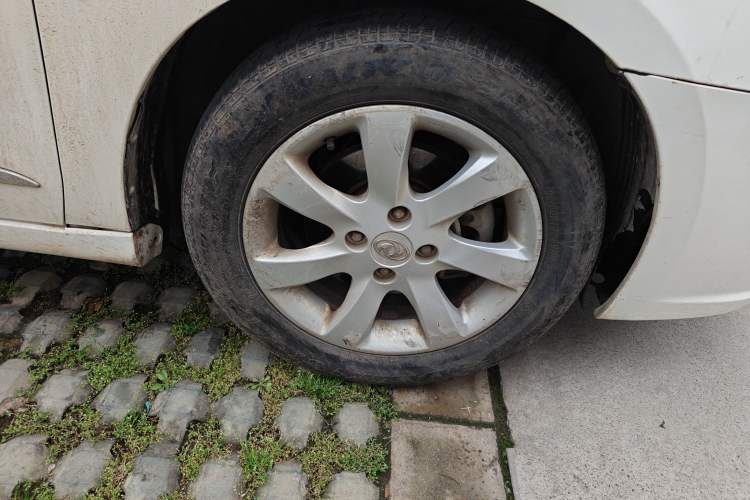 Used Dongfeng Aeolus A60 2012 2.0L CVT Tech Edition
