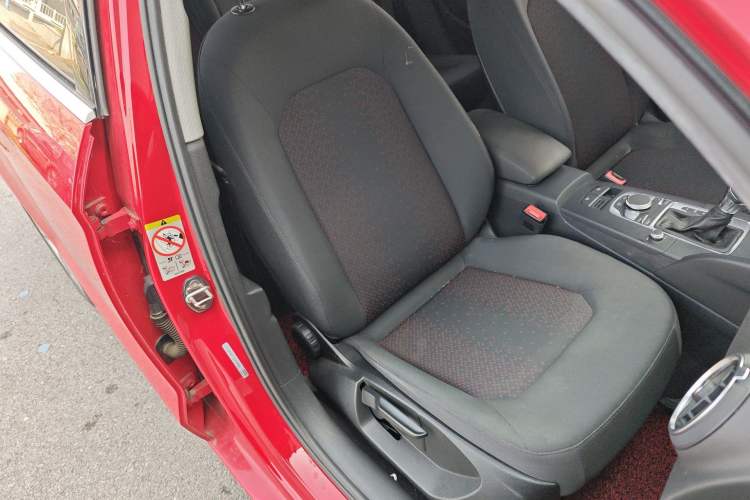 Used Audi A3 2018 30th Anniversary Edition Limousine 35 TFSI Ambition Model
