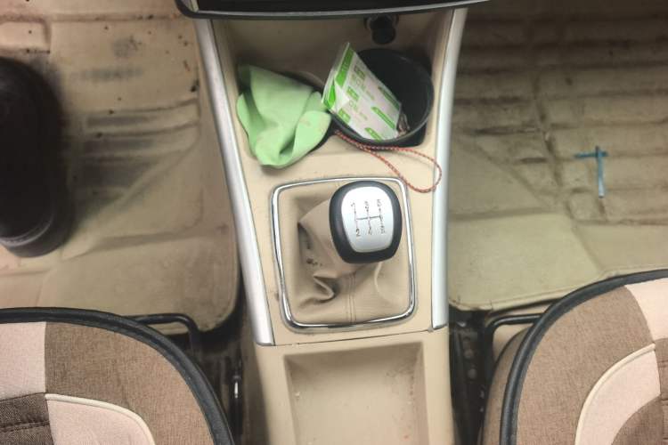 Used BAIC E Series 2013 Sedan 1.5L Manual Leshang Version