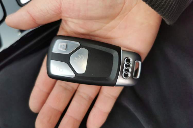 Used Audi A4 2023 Avant 40 TFSI Fashionable and Dynamic Model
