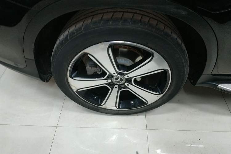 Used Mercedes-Benz GLC 2020 Facelift GLC 300 L 4MATIC Dynamic Edition
