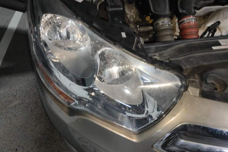 Used Citroen C4L 2013 1.6 THP Automatic Impression Edition Right Front Headlight