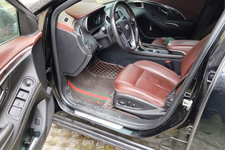 Used Buick LaCrosse 2013 2.4L SIDI Elite Comfort Version Driver Seat