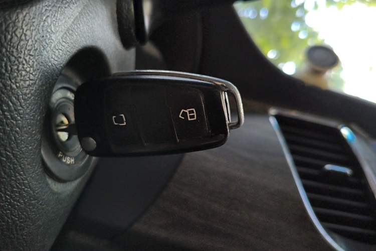 Used JAC Group Refine M5 2013 2.0T Gasoline Manual Business Edition Vehicle Key