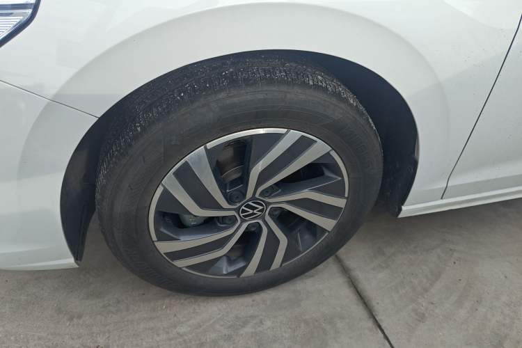 Used Volkswagen Bora 2025 200TSI DSG Enjoy Driving Navigation Edition Left Front Wheel Hub