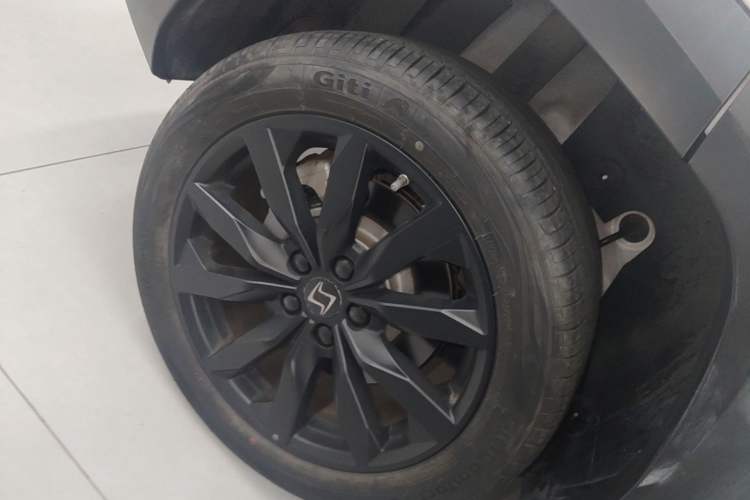 Used SOL X4 2021 1.5T CVT Mech Edition
