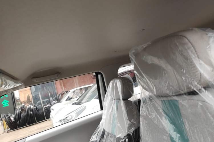 Used CHANGAN NEVO Lumin 2025 205 km Xiangqin Version
