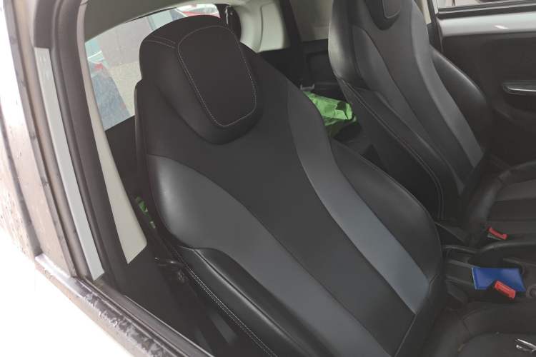 Used Roewe Clever 2022 311km QiQi BoBo Edition
