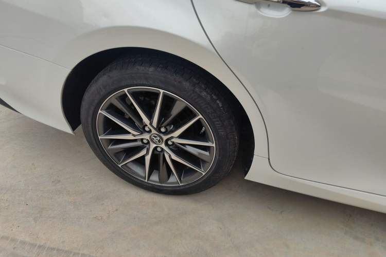 Used Toyota Camry 2021 2.5G Luxury Edition Right Rear Wheel Hub