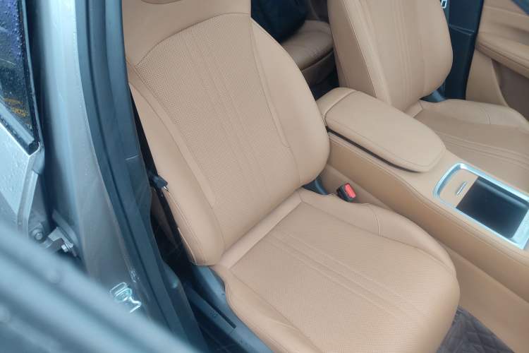 Used Geely Galaxy L7 2025 EM-i 115km Exploration+ Edition
