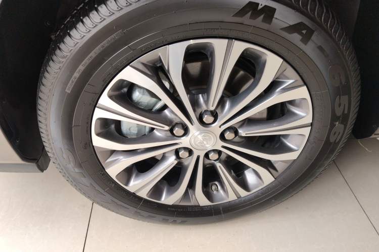 Used Buick GL8 2023 Land Executive Class 652T Luxury Model