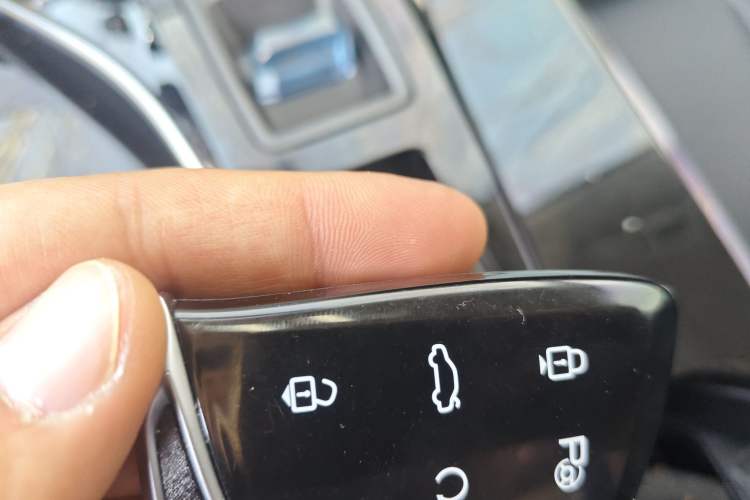 Used Dongfeng Aeolus Mage 2023 DH-i 1.5T Luxury Edition