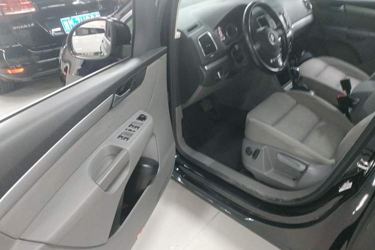 Used Volkswagen Sharan 2013 1.8TSI Standard Model Euro IV