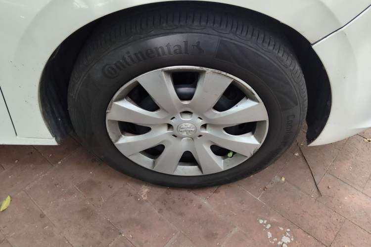 Used Peugeot 301 2014 1.6L Automatic Comfort Edition
