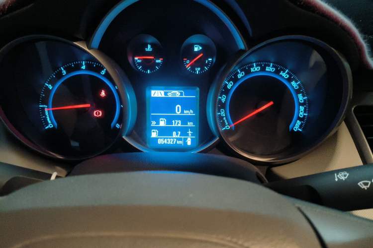 Used Chevrolet Cruze 2015 1.5L Classic SE MT
