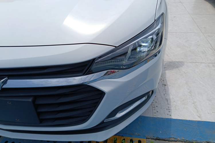 Used Chevrolet Monza 2021 320 Automatic Enjoyment Sunroof Edition Left Front Headlight