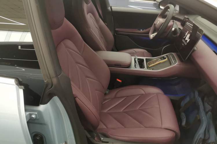 Used Nio ET5 2025 75 kWh
