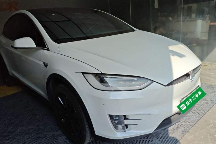 Used Tesla Model X 2019 Long-Range Version Exterior 2