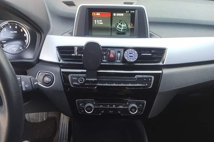 Used BMW X1 2019 sDrive20Li Leading Model Audio And AC Panel