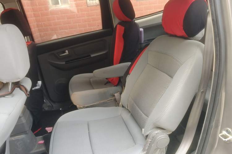 Used BAIC Changhe M50S 2015 1.5L Practical Cabin BJ415B
