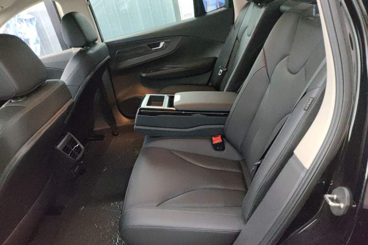 Used Hongqi E-QM5 2023 Revised Version Basic Travel Edition
