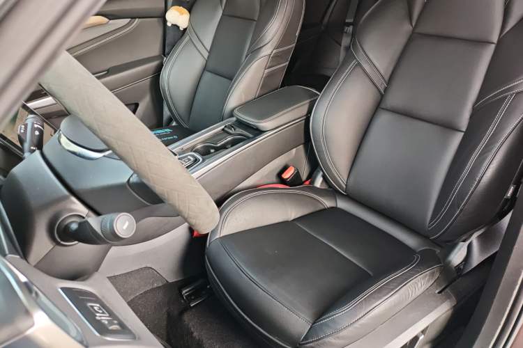 Used Lynk & Co 01 2018 2.0T Two-Wheel-Drive + Version