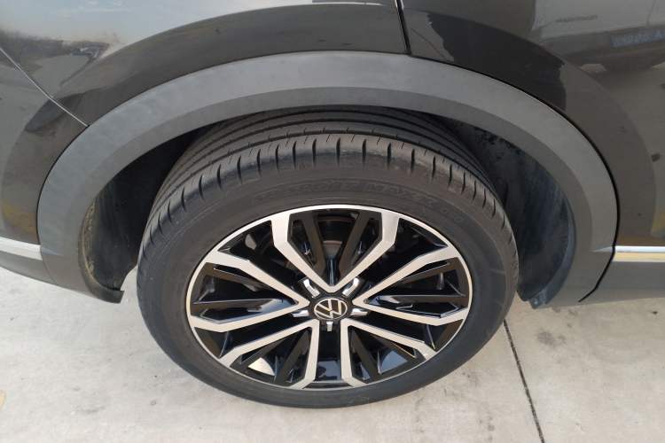 Used Volkswagen T-ROC 2021 280TSI DSG Two-Wheel Drive Comfort Connect Edition
