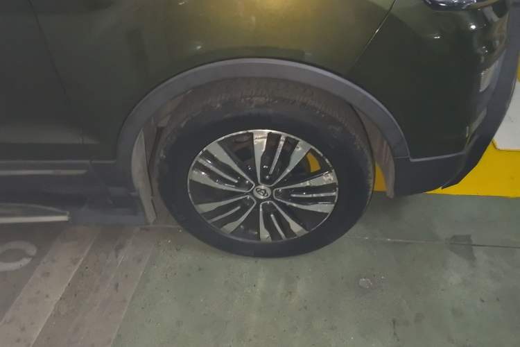 Used CHANGAN OSHAN CX70 2017 CX70T 1.5T Automatic Zunqing Edition Right Front Wheel Hub