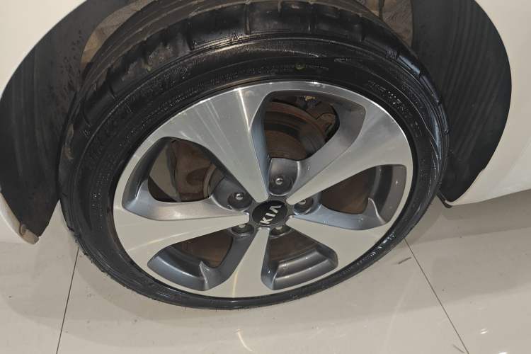 Used Kia K3S 2014 1.6L Automatic Premium
