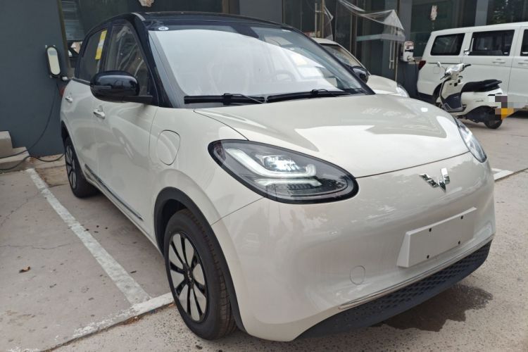 Used Wuling Bingo 2024 410 km Lingxi Deluxe Edition