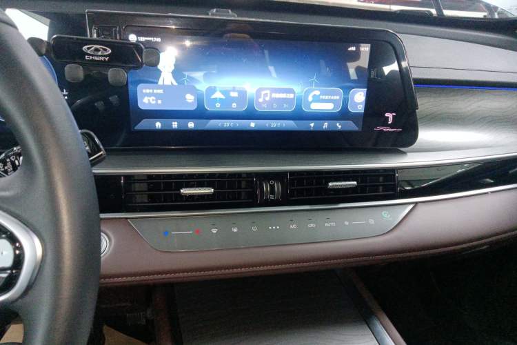 Used Chery Tiggo 8 PLUS 2024 Champion Edition 390TGDI DCT Bold Version 7-Seater