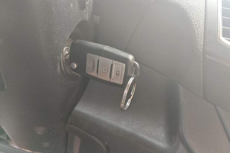 Used Leopaard Q6 2015 2.4L Manual 4x4 Excellence Edition