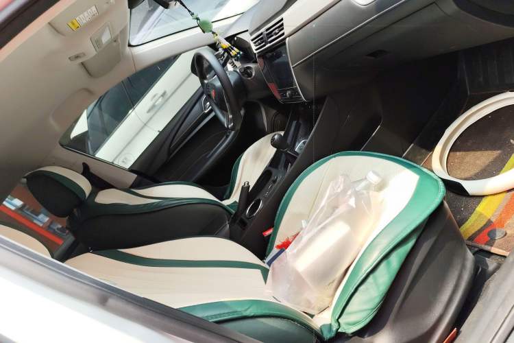 Used Roewe i5 2020 1.5L Manual 4G Connect Luxury Edition Right Front Seat