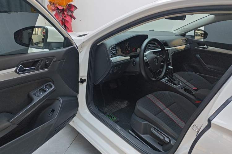 Used Volkswagen Lamando 2021 230TSI DSG Fashion Edition
