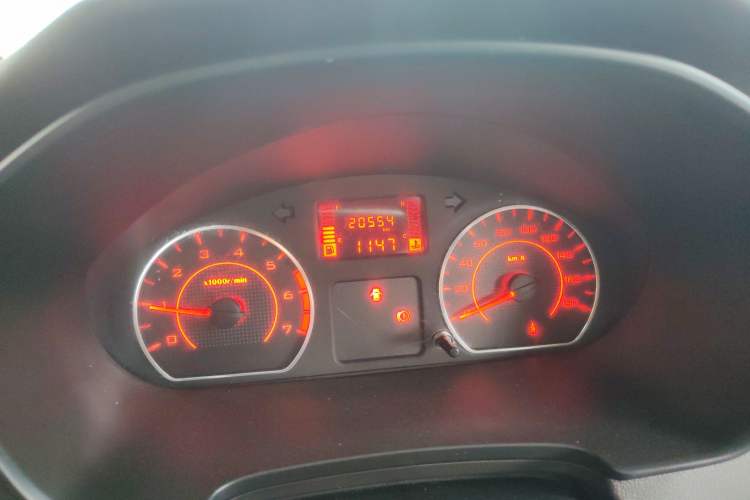 Used Wuling Hongguang V 2022 1.5L Jingqu Edition Electric-Assist LAR Instrument Cluster